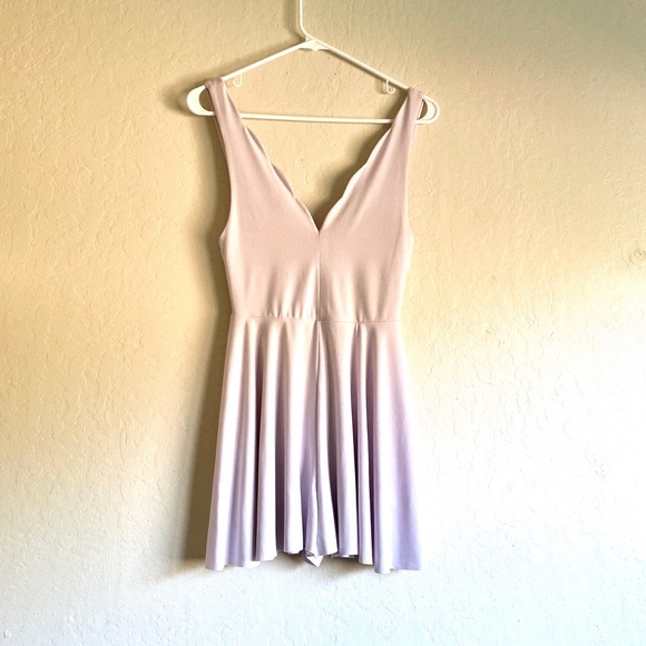 Urban Outfitters blush pink romper - Picture 3 of 5